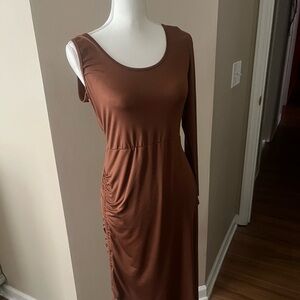Brown dress - one sleeve with side split